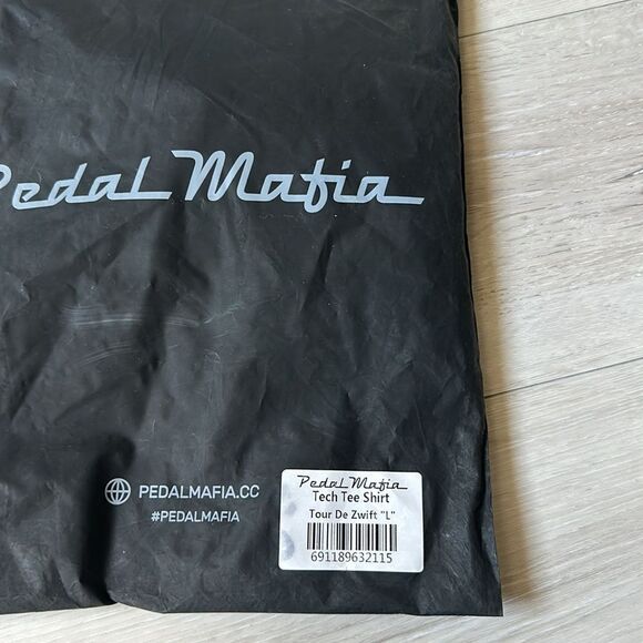 Pedal Mafia Tech T Shirt Size L‎ Yellow NWT in packaging - Picture 10 of 10